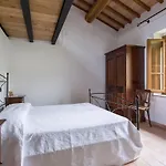 Holiday home Casa Ridente Nella Valle Del Menotre Con Giardino Pale