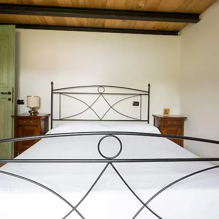 Semesterbostad Casa Ridente Nella Valle Del Menotre Con Giardino *